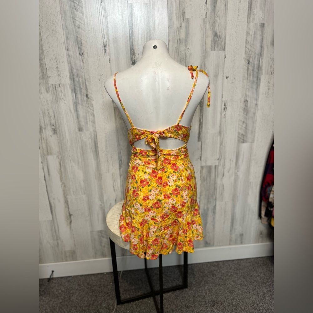 Wild Fable Yellow Floral Tie Strap Dress Womens Size Extra Small XS Cutout Ruffl - Picture 3 of 6
